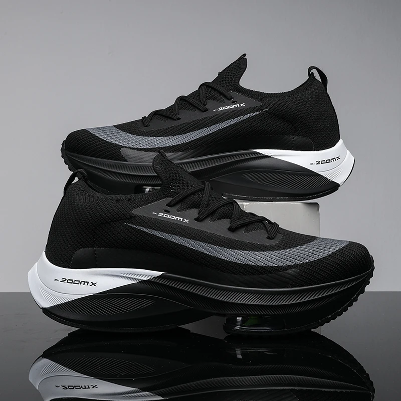 Scarpe da corsa da uomo Cuscin - New Balance Shoes 9060 recensione e prezzo